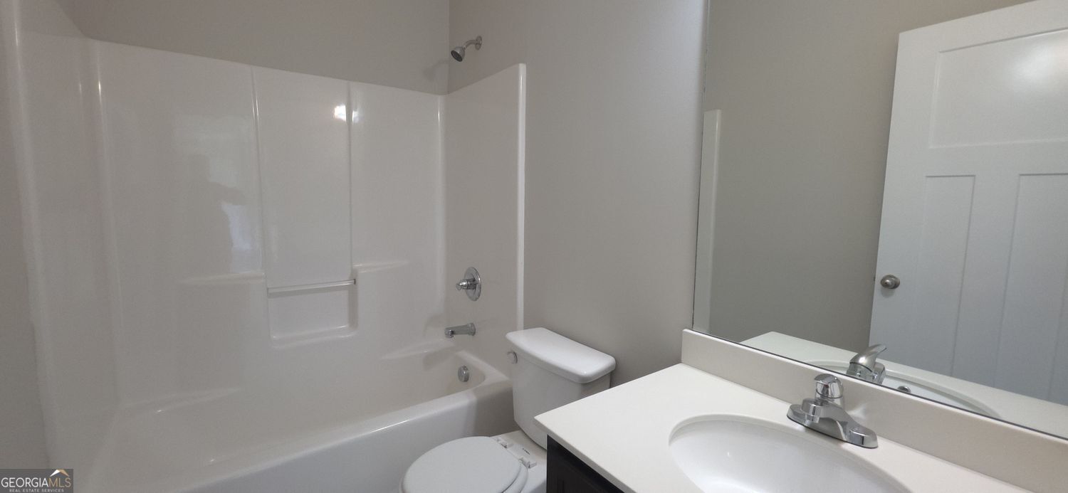 936 Tama Hill Court Property Photo 2