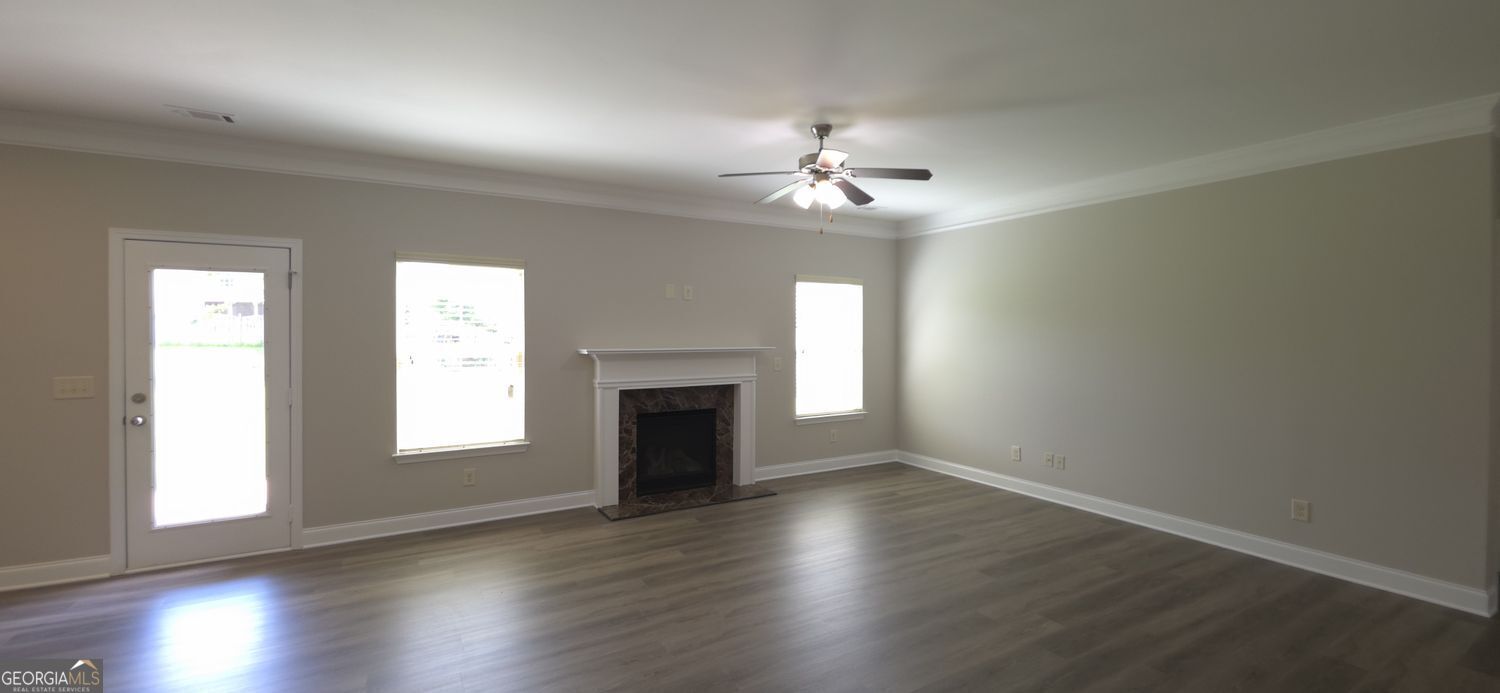 936 Tama Hill Court Property Photo 4