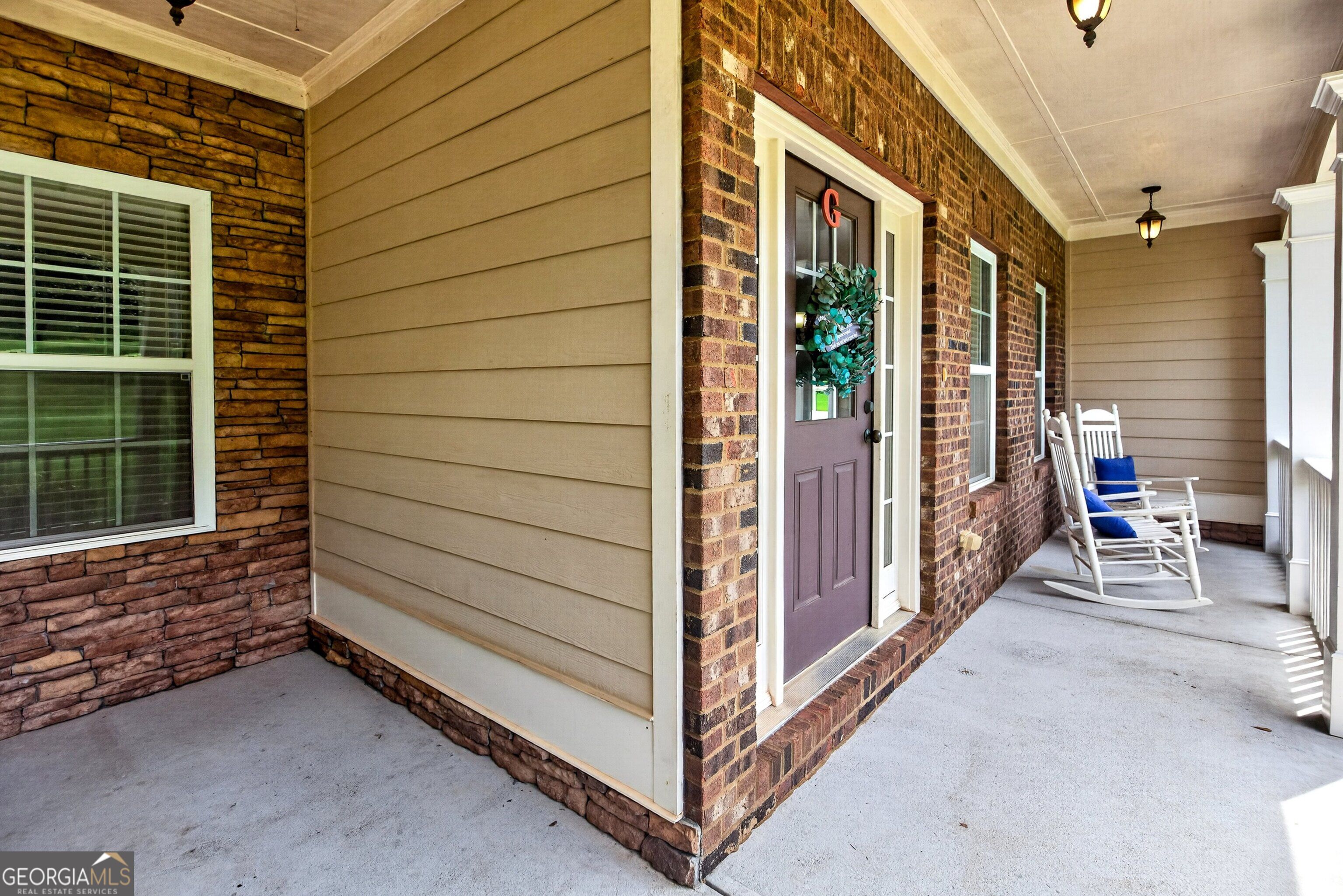 424 Oscar Court Property Photo 3