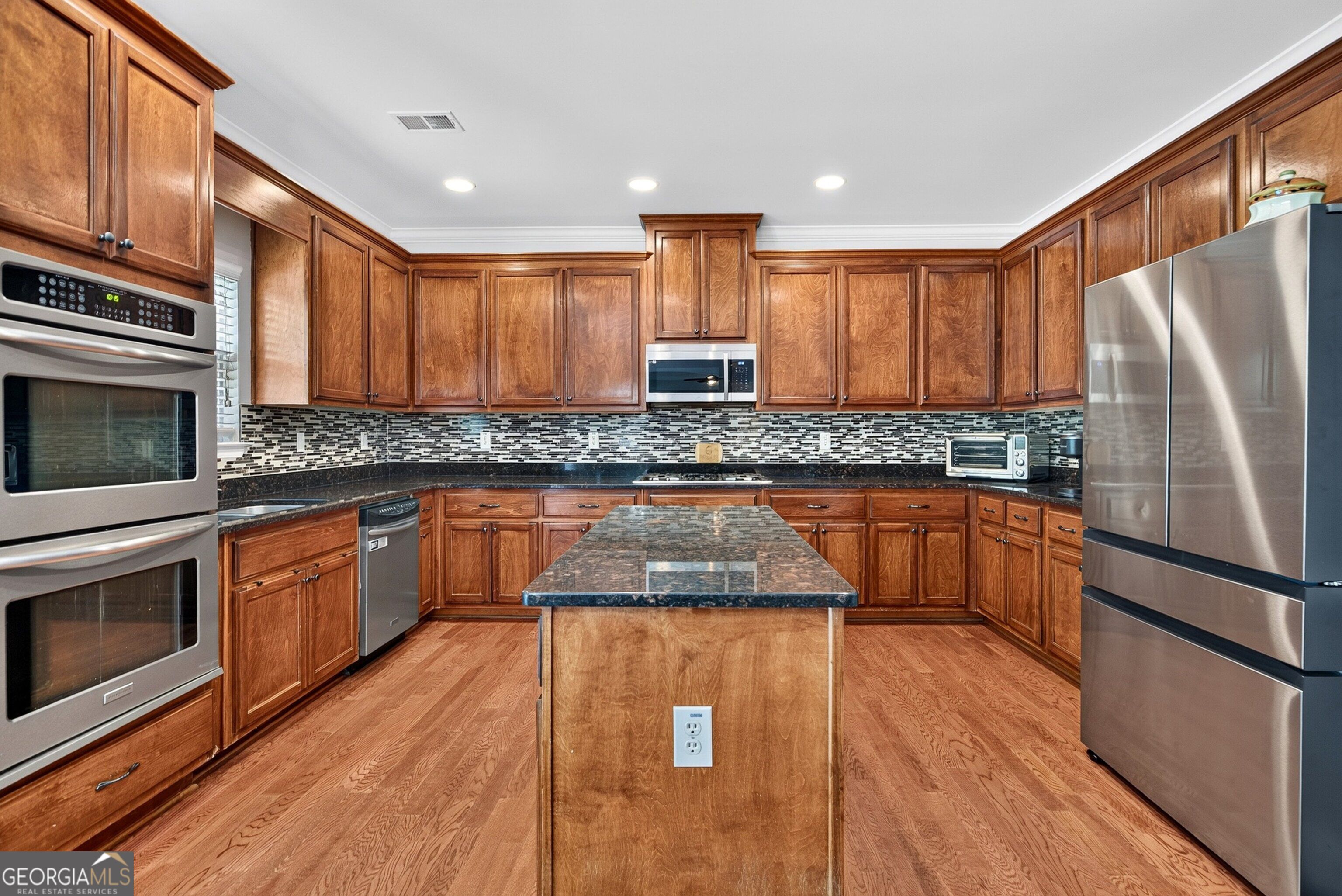 424 Oscar Court Property Photo 17