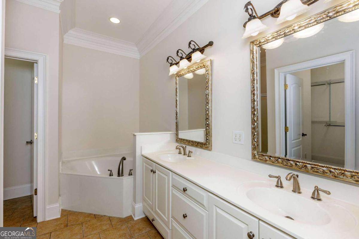 8720 Parker Place Property Photo 19
