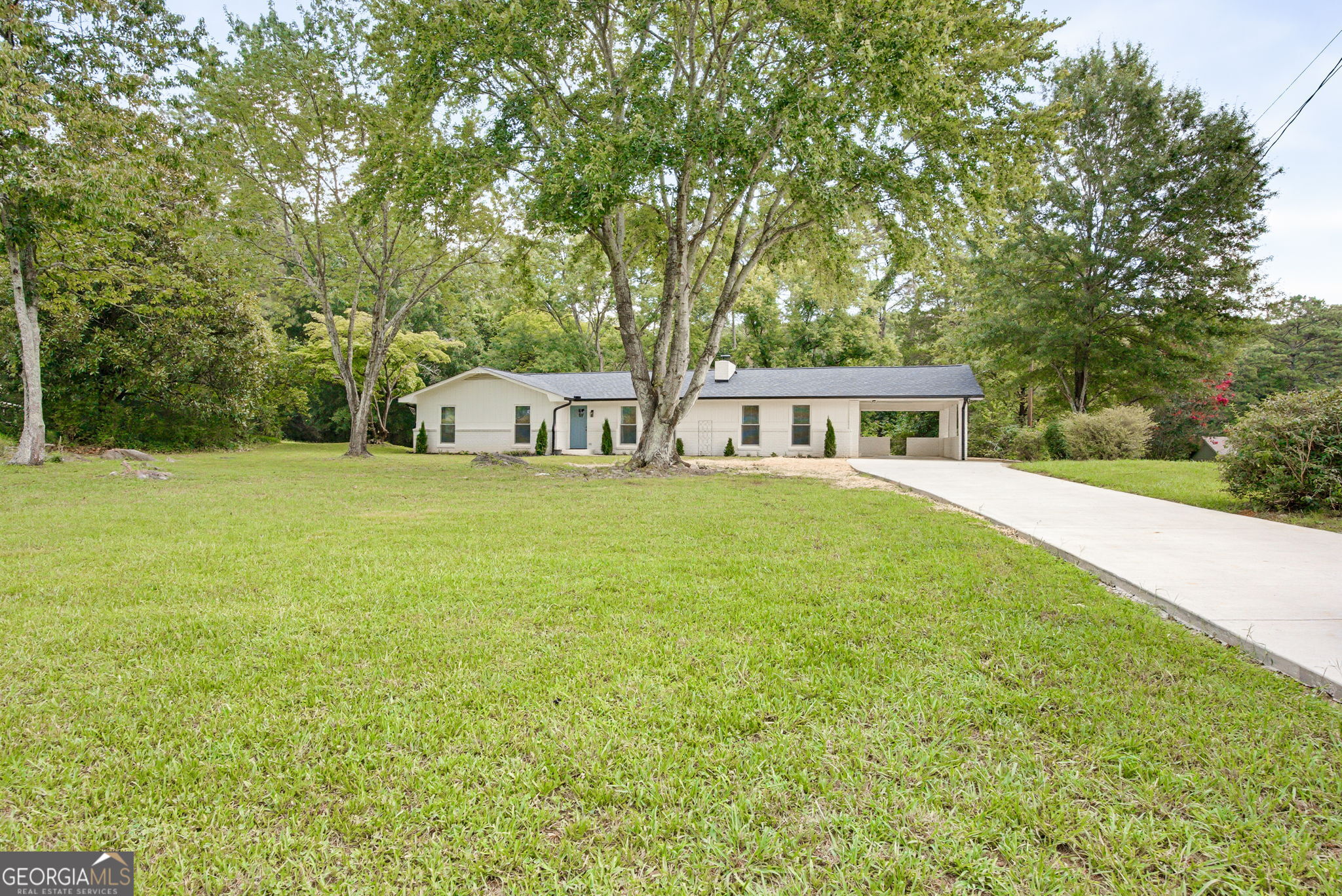 546 Fieldwood Drive Nw Property Photo 1