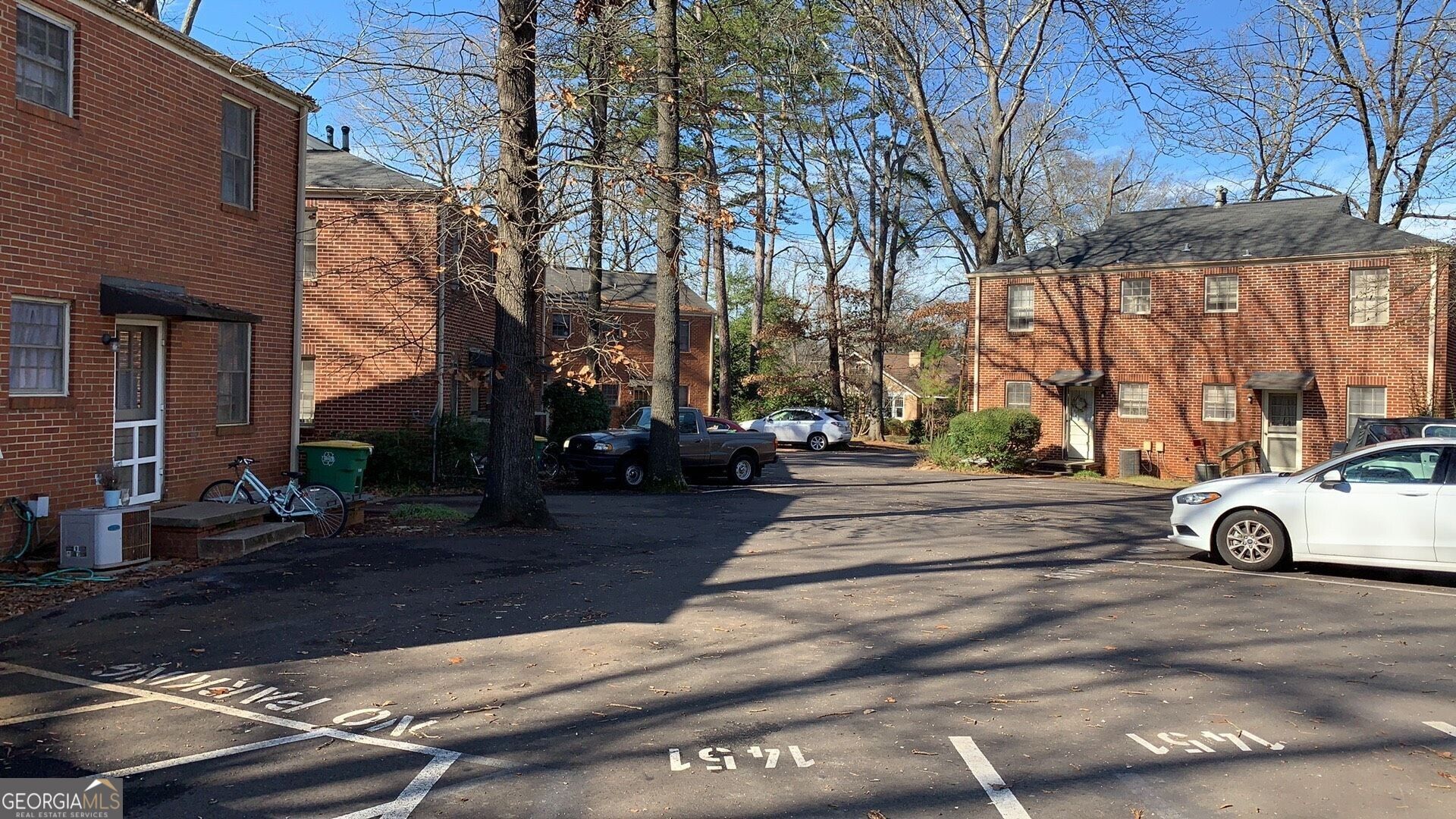 1451 Milledge Avenue Property Photo 3
