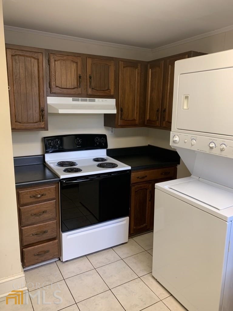 1451 Milledge Avenue Property Photo 4
