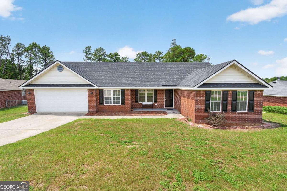 2025 Clarkston Drive Property Photo 1