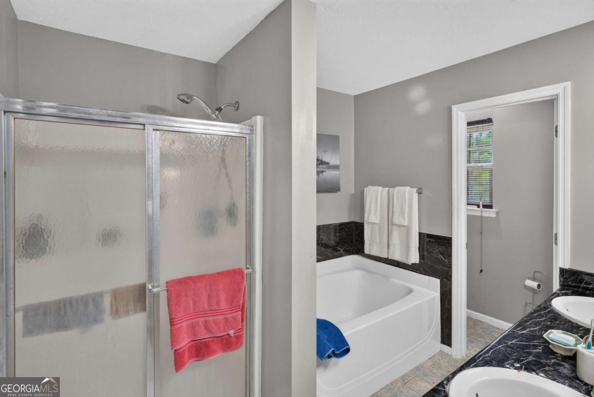 2025 Clarkston Drive Property Photo 16