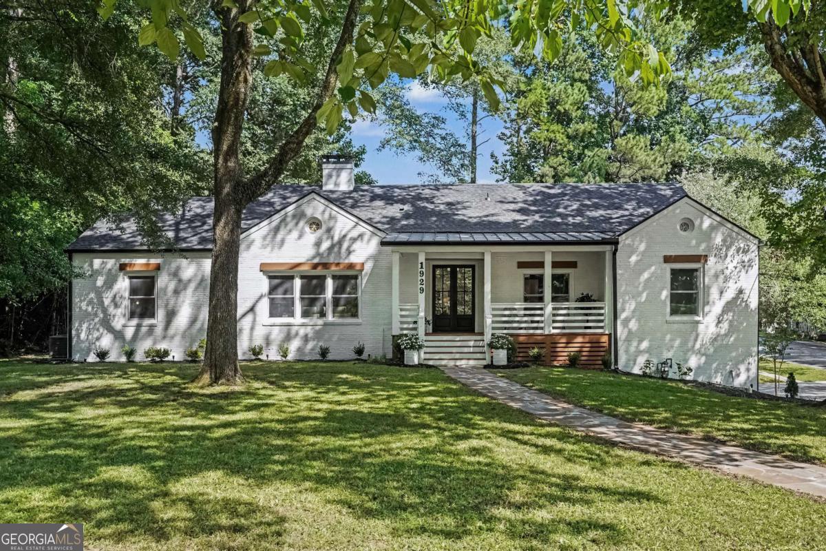 1929 Lenox Road Ne Property Photo 1