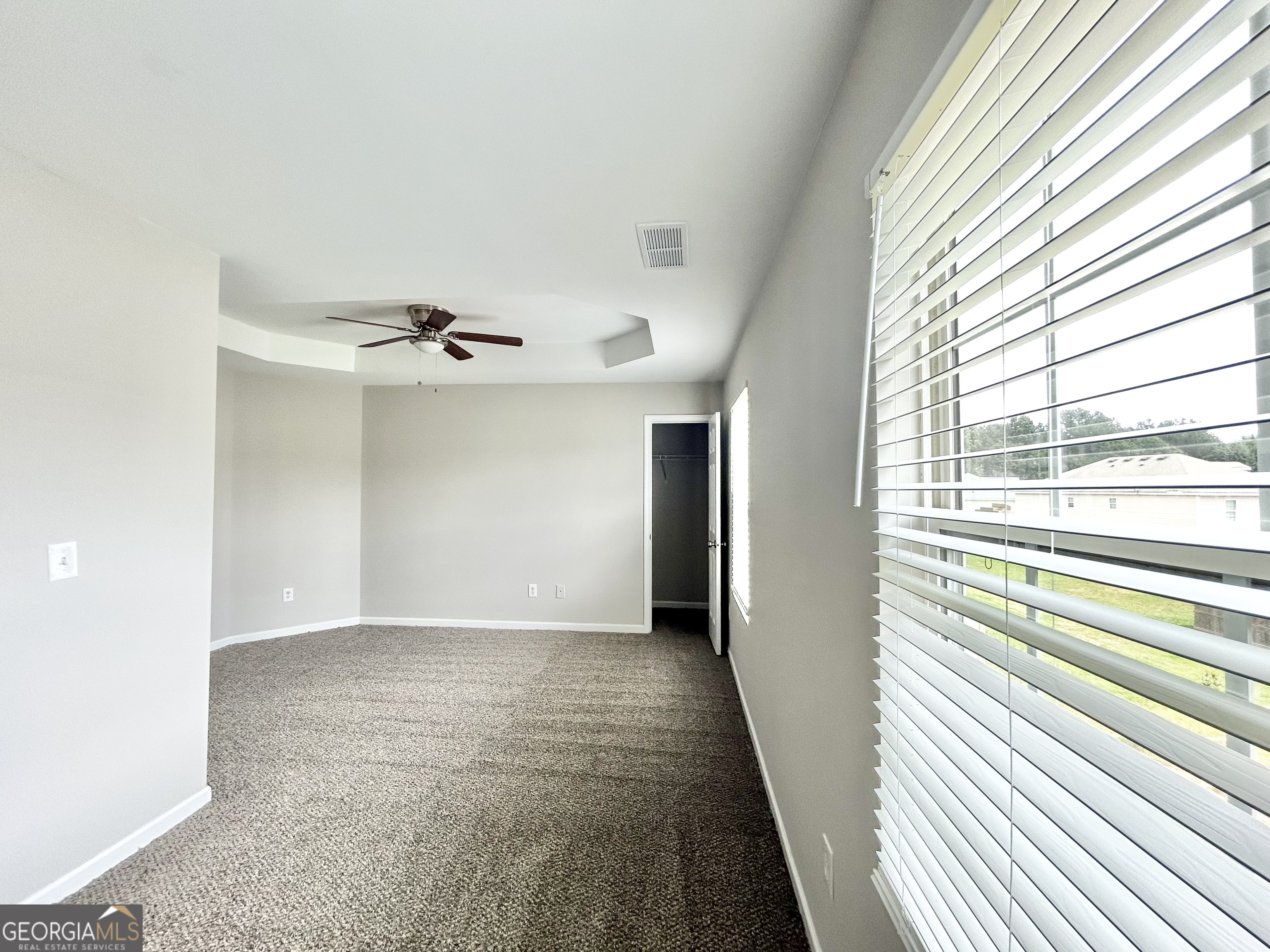 736 Wheel House Lane # B Property Photo 4