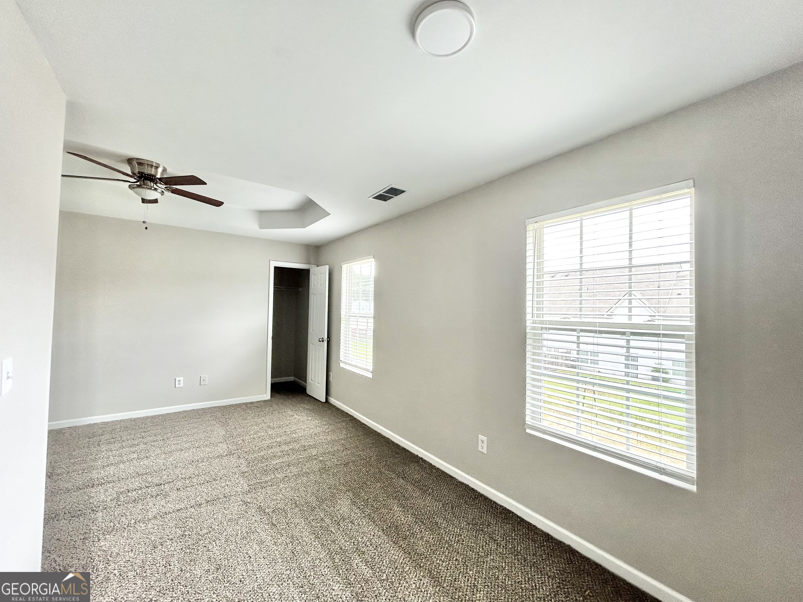 736 Wheel House Lane # B Property Photo 5