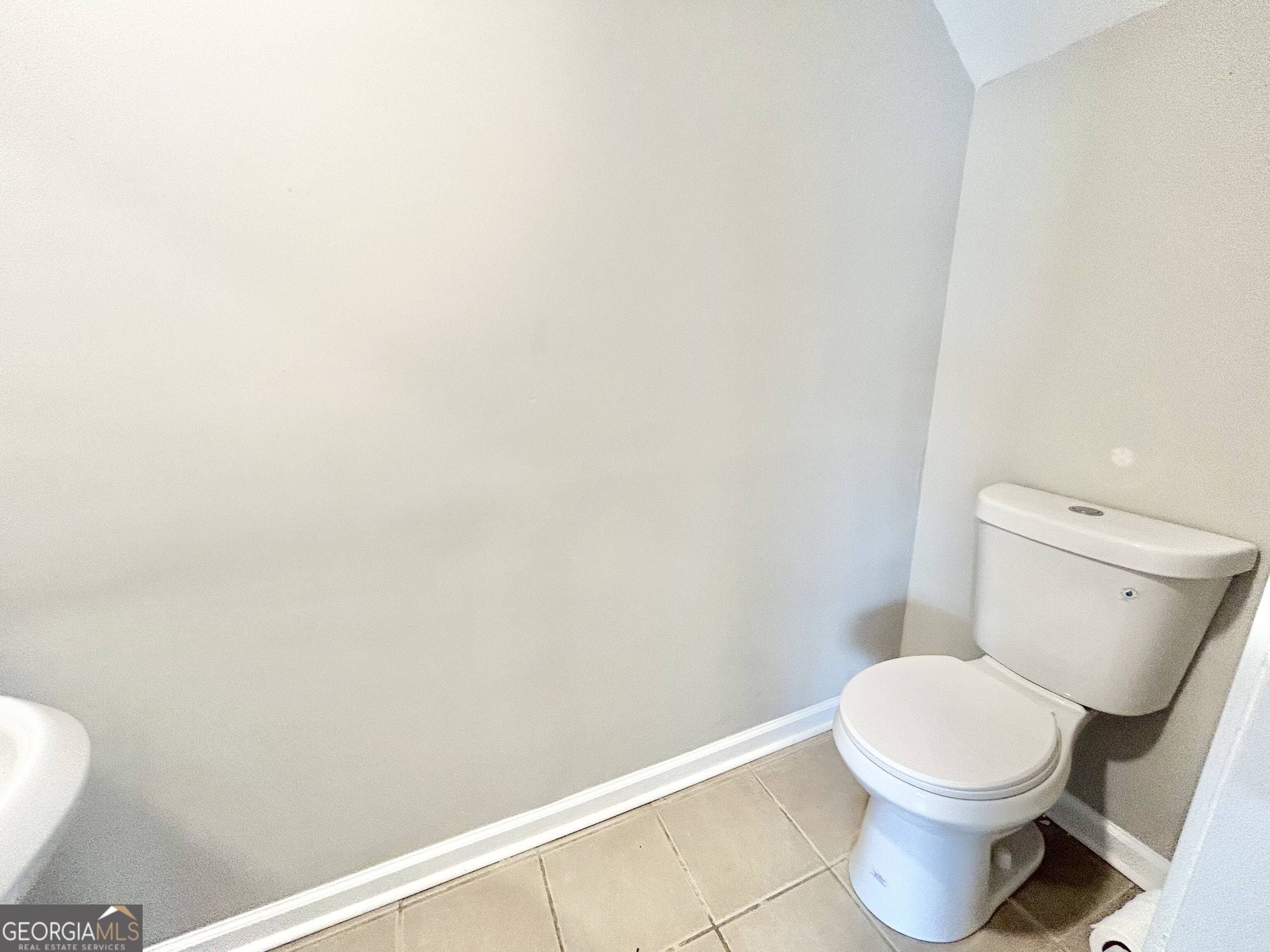 736 Wheel House Lane # B Property Photo 11