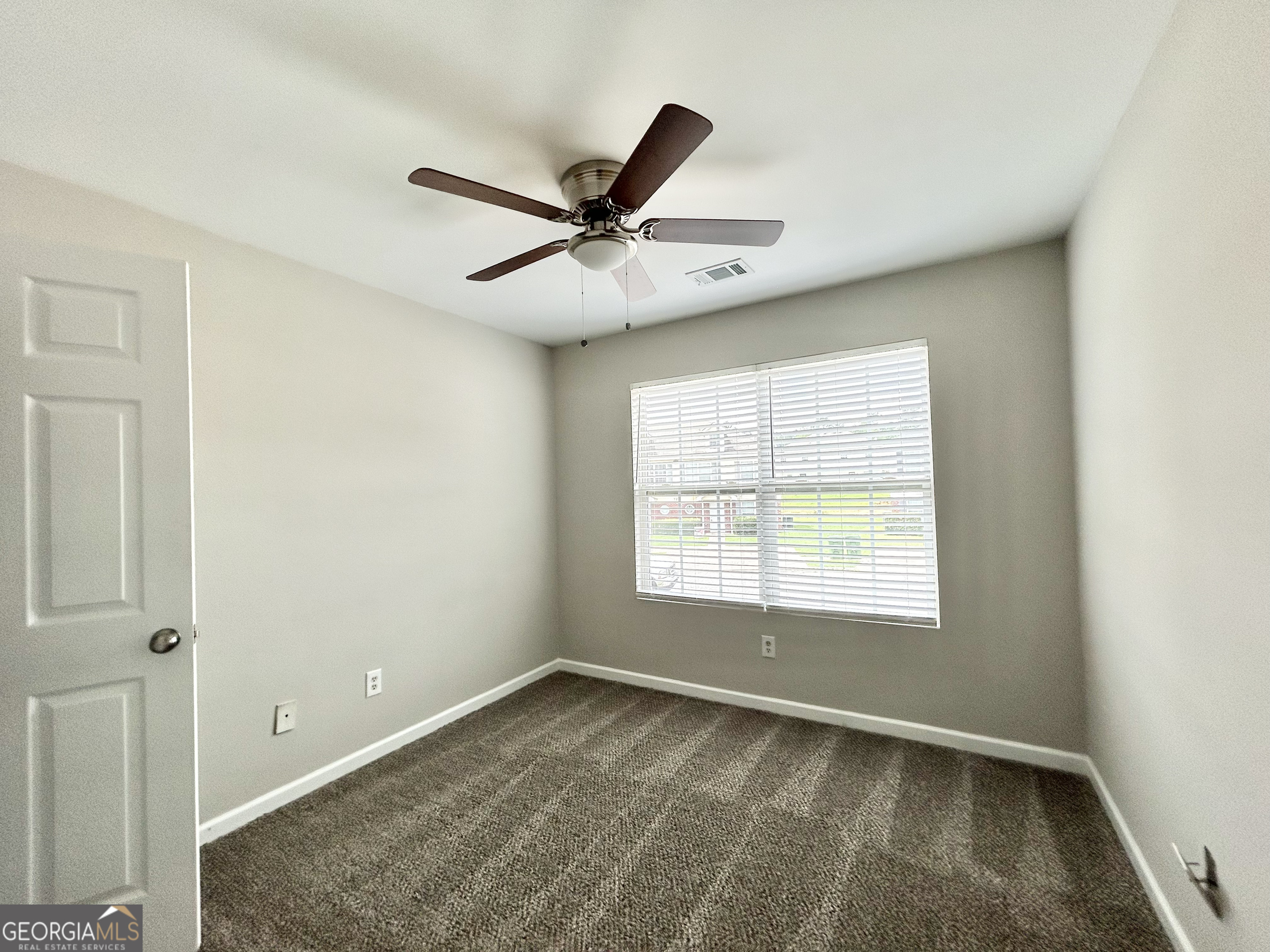 736 Wheel House Lane # B Property Photo 12