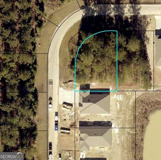 139 Breakwater Loop Property Photo 2