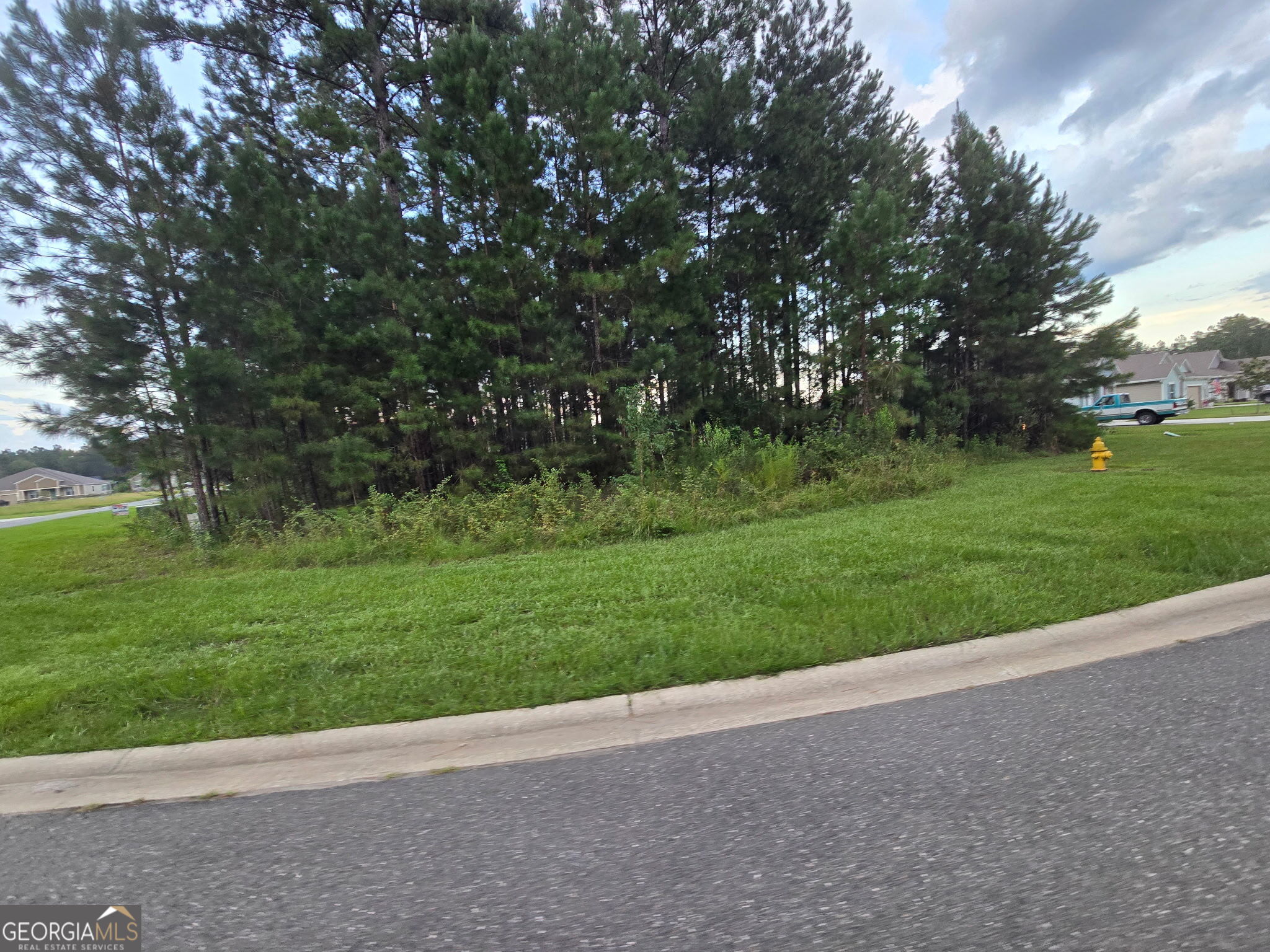 139 Breakwater Loop Property Photo 5