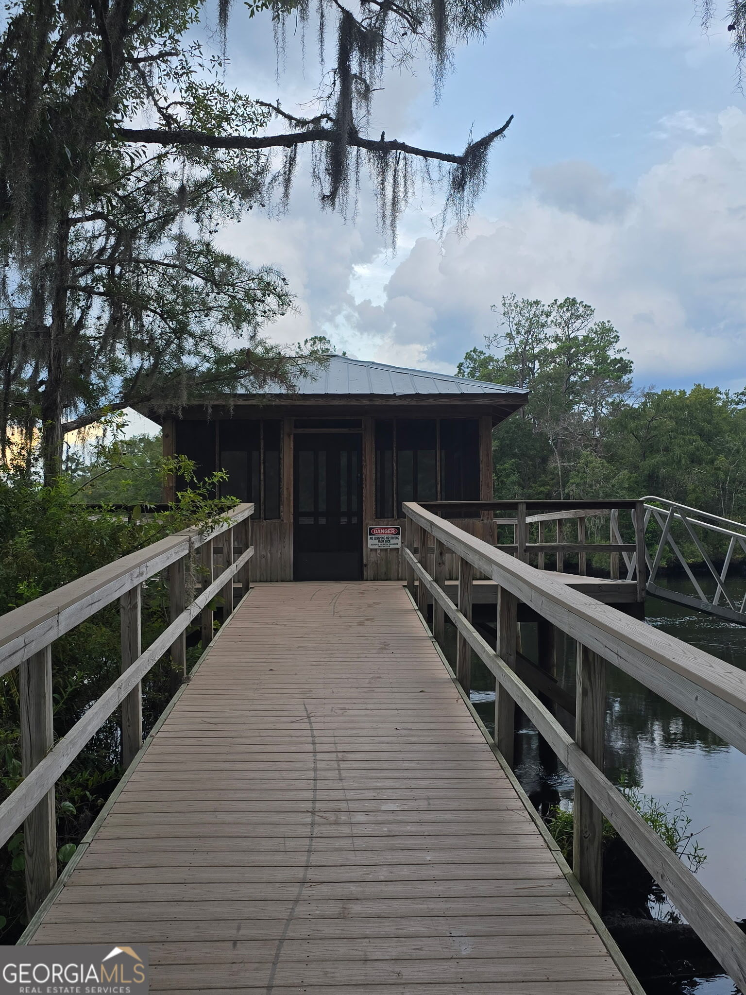 139 Breakwater Loop Property Photo 18
