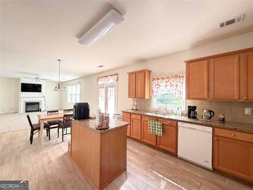 1970 Broadleaf Lane Property Photo 37