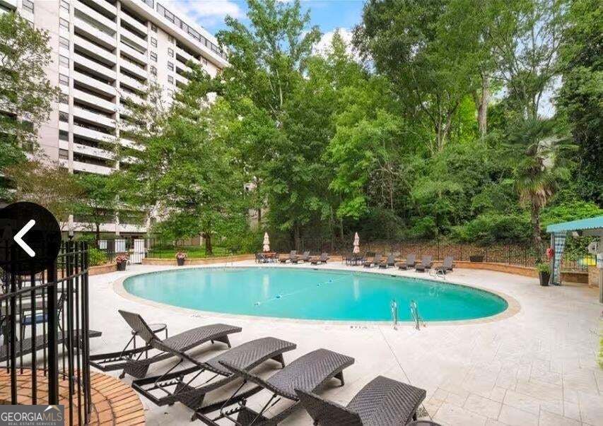 3530 Piedmont Road Ne # M1 Property Photo 1
