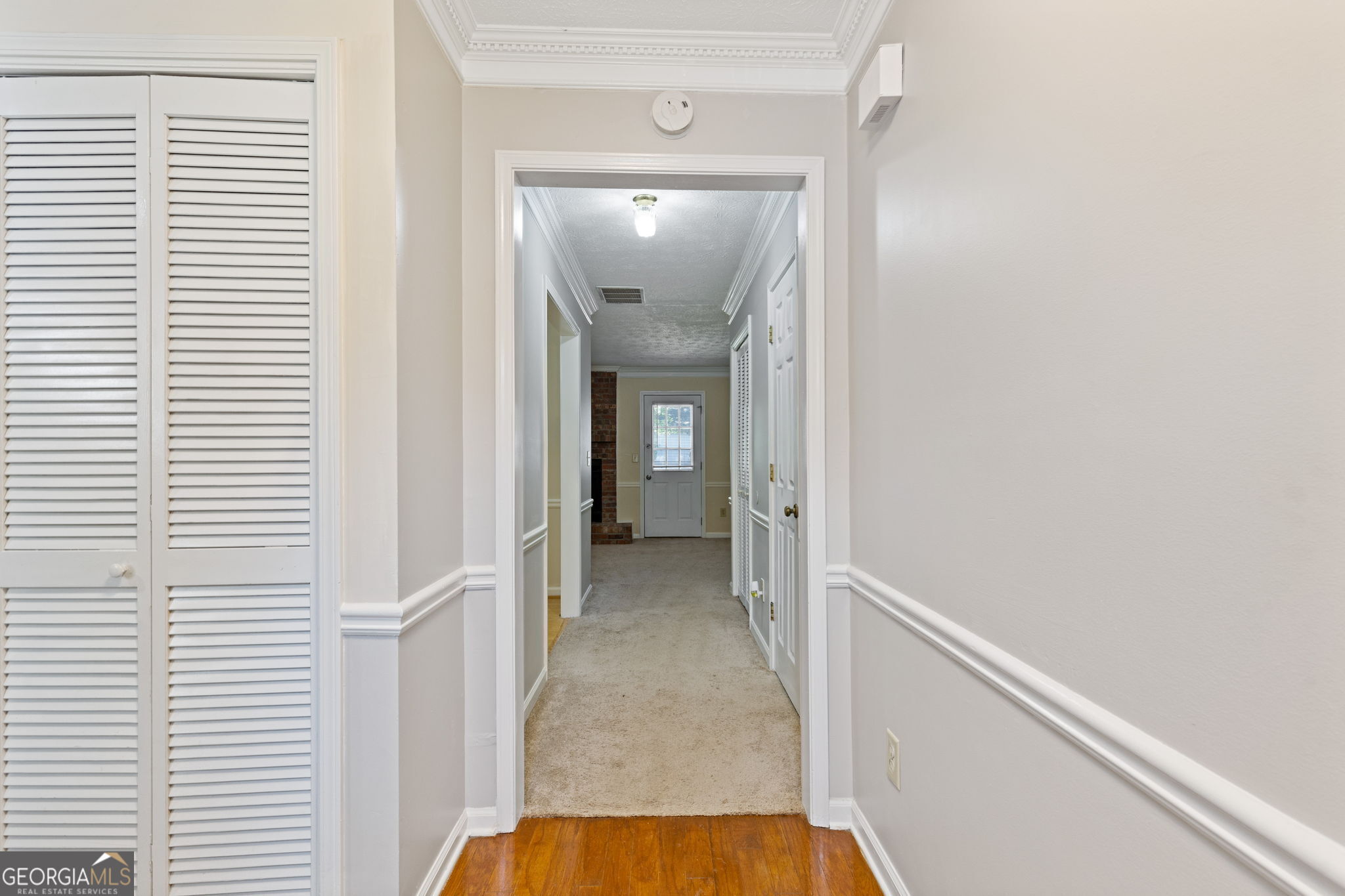5278 Oakridge Drive Property Photo 4