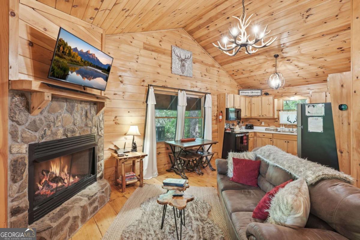 1564 Big Ben Road Property Photo 1