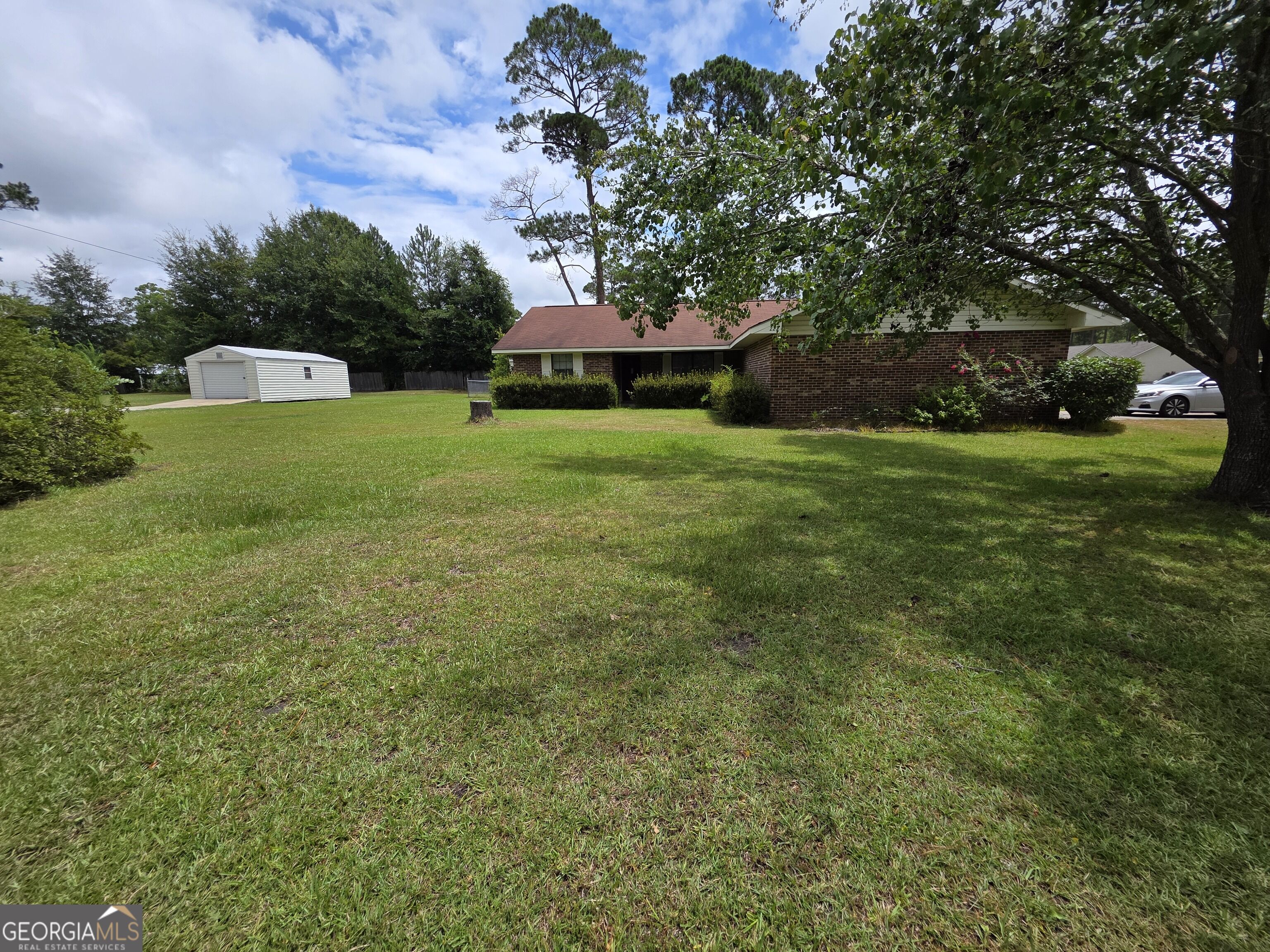 227 Colonial Drive Property Photo 8
