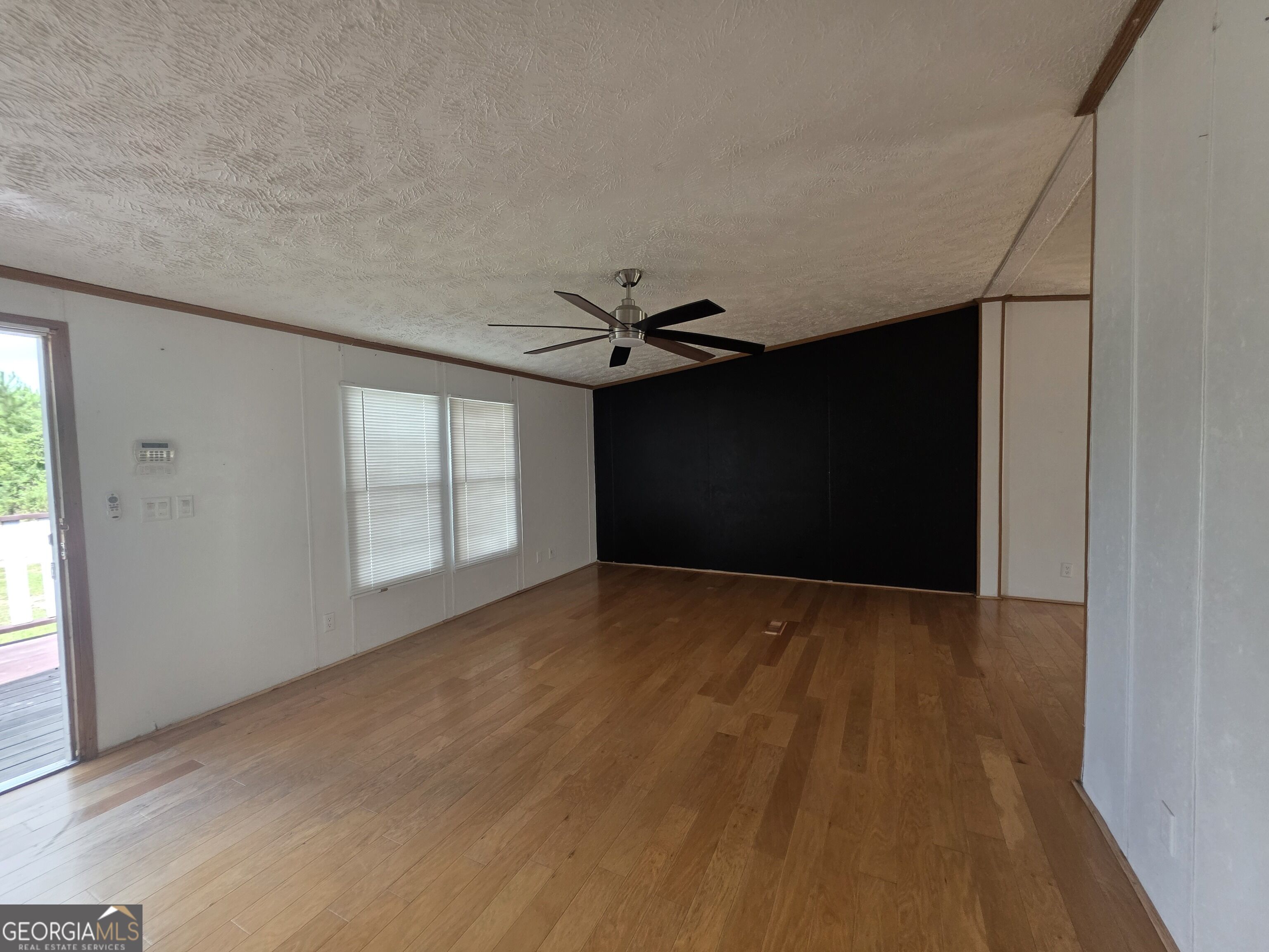 111 Harper Road Property Photo 3