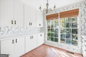 2783 S Hillandale Circle Property Photo 8
