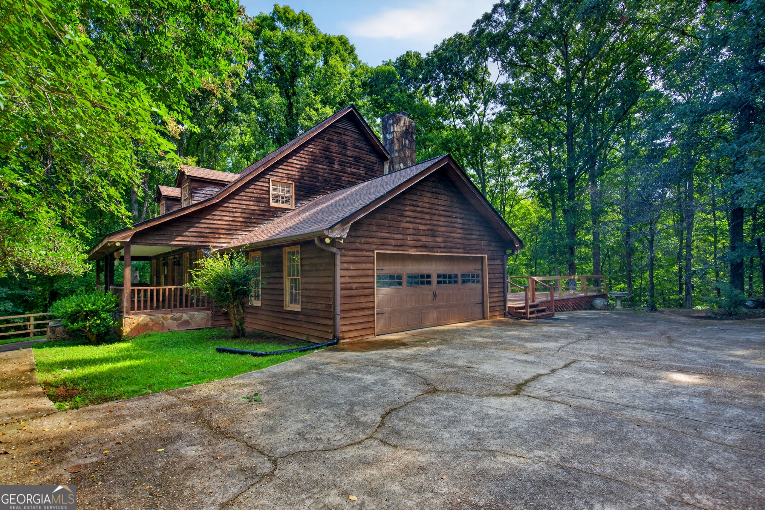 121 Hunt Road Property Photo 8