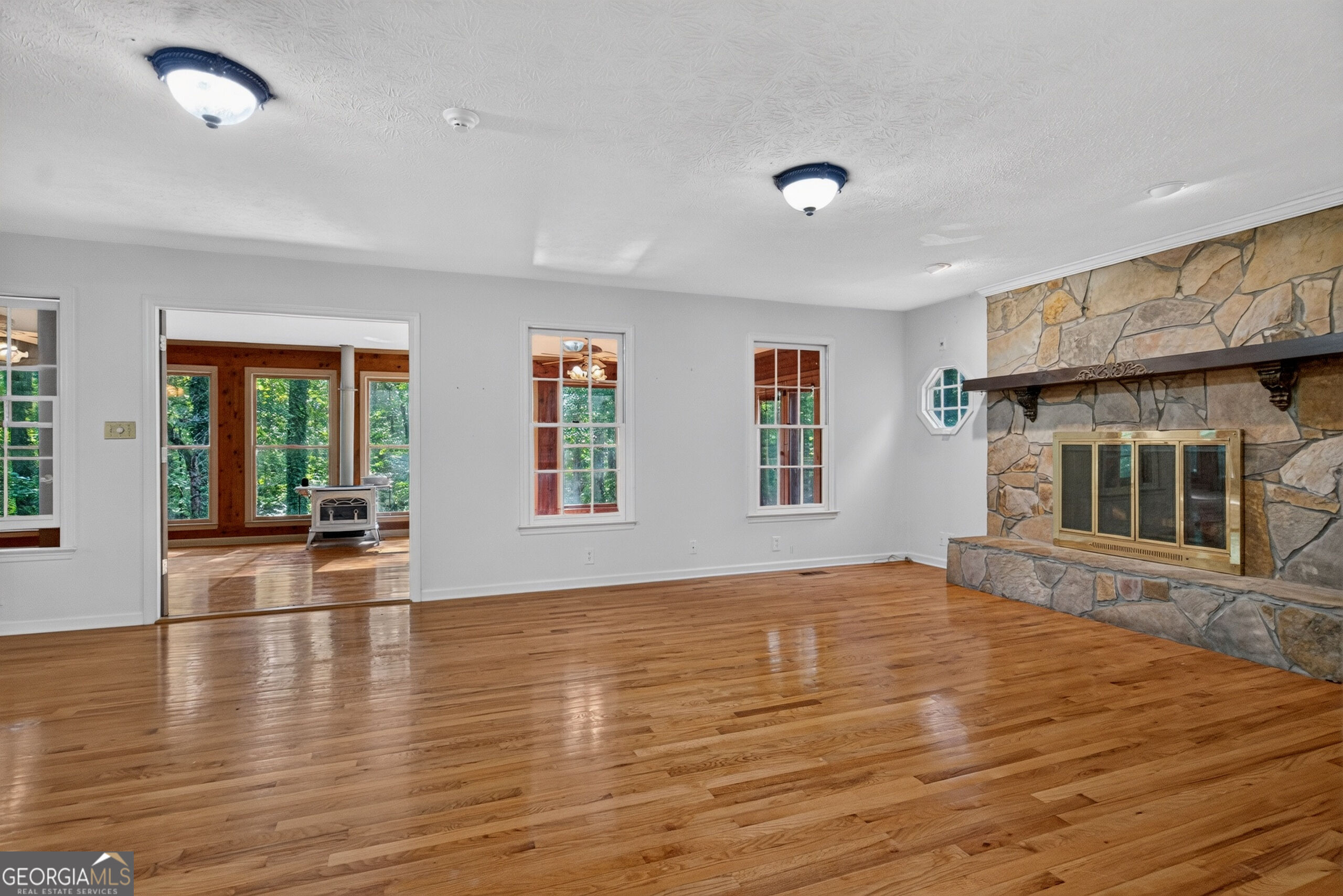 121 Hunt Road Property Photo 30