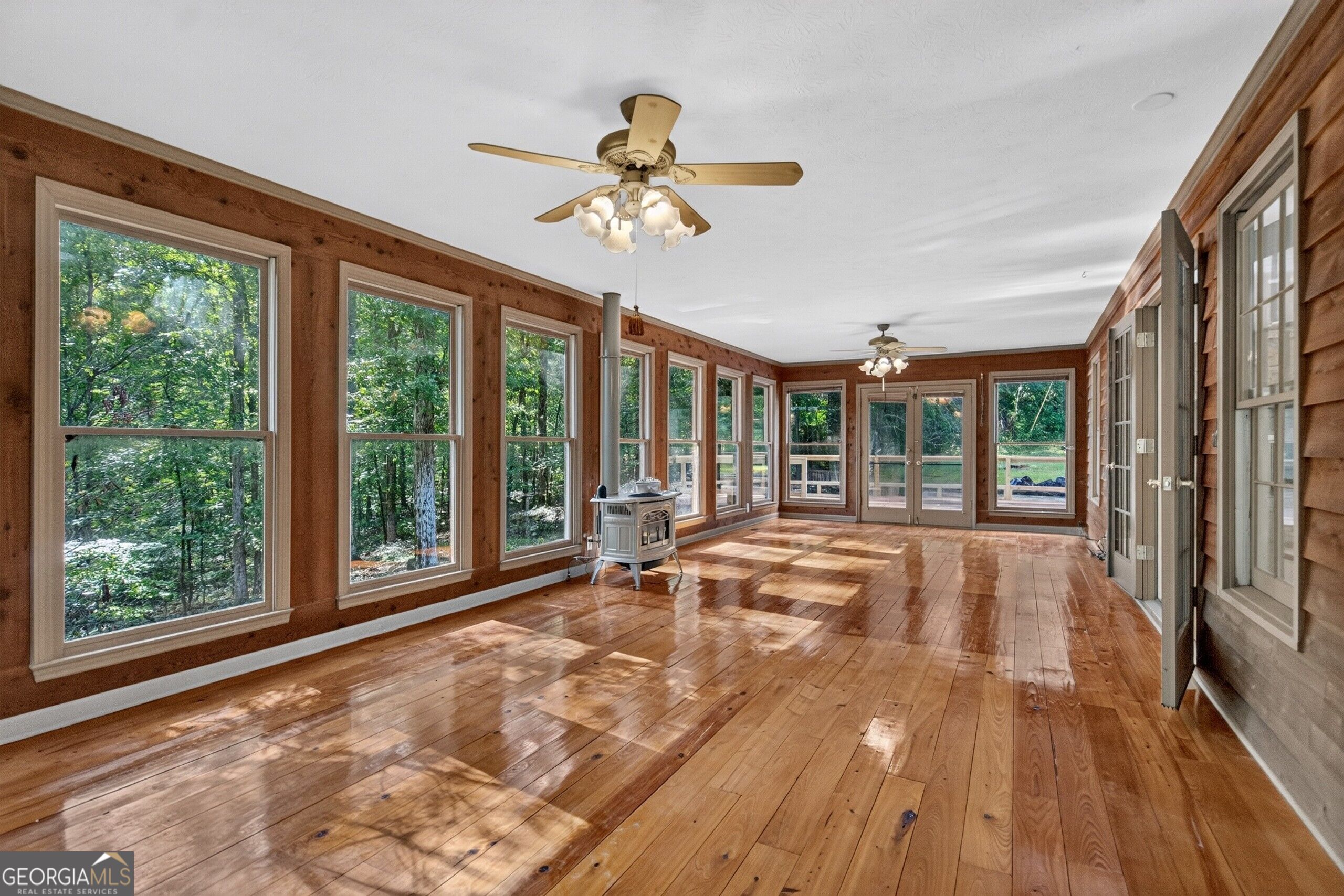 121 Hunt Road Property Photo 33