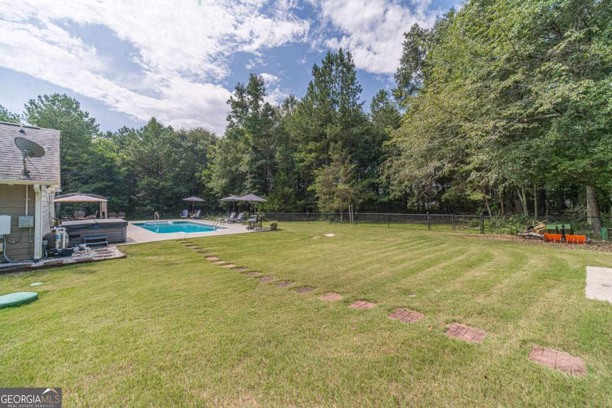 2301 Matt Michell Lane Property Photo 46