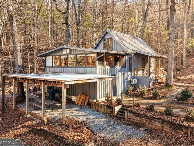 355 Henslee Hollow Lane Property Photo 1