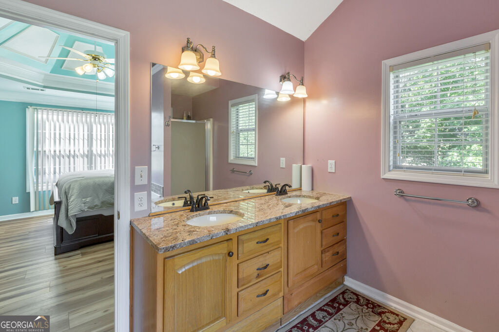 1675 Round Road Property Photo 22