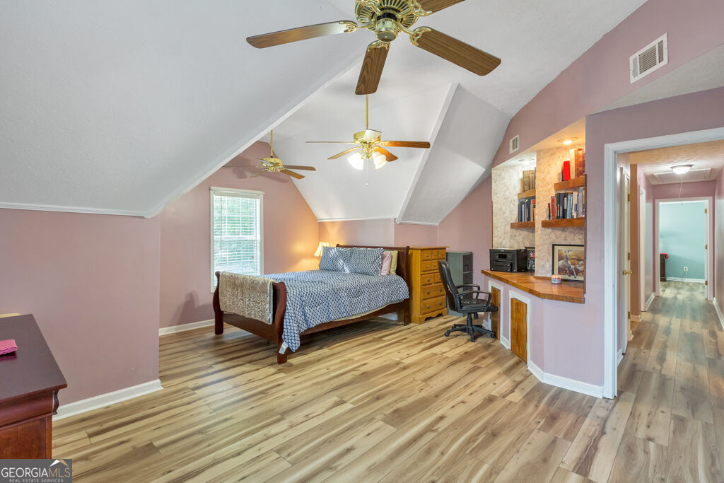 1675 Round Road Property Photo 23