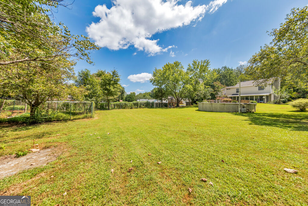 1675 Round Road Property Photo 36