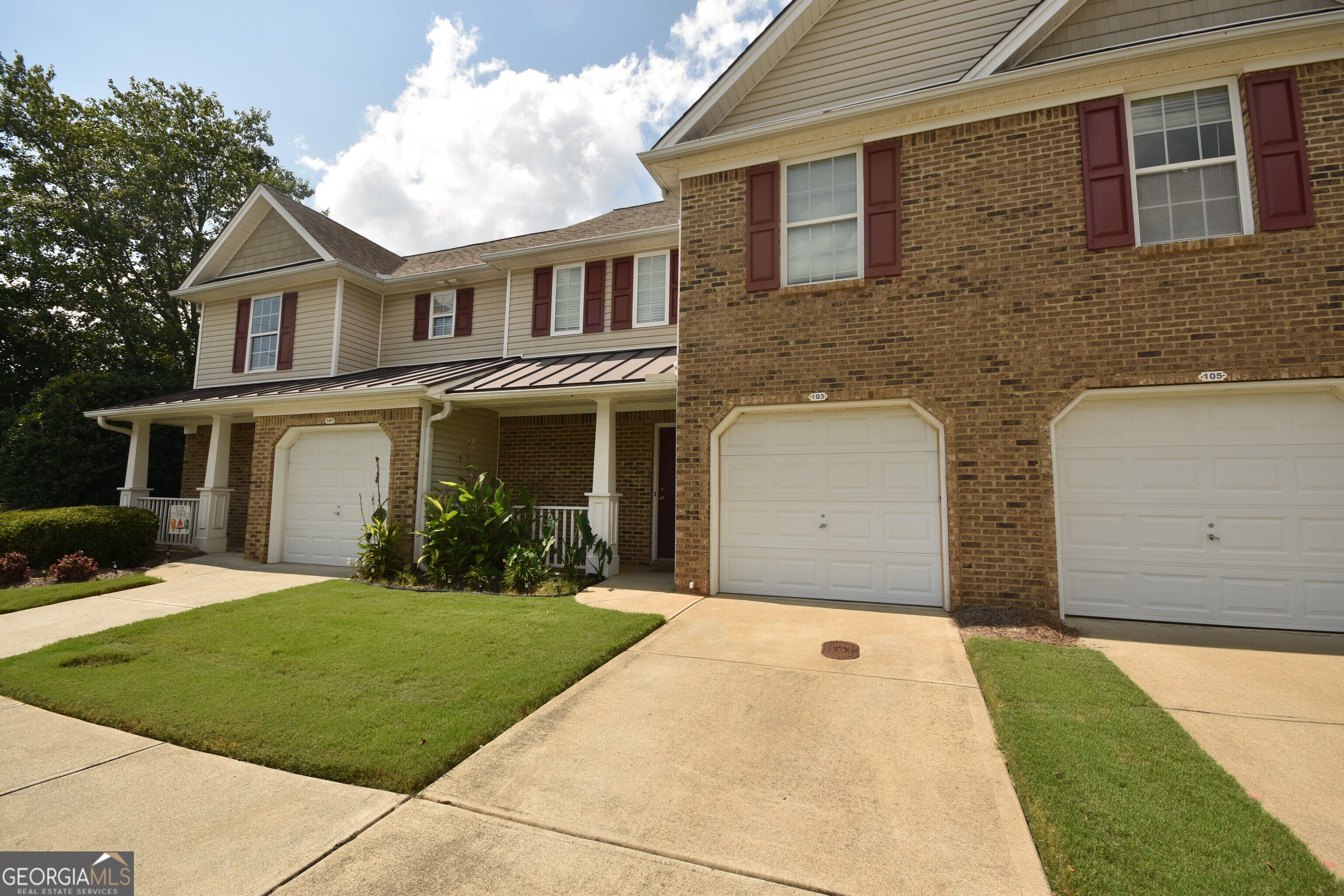103 Fox Creek Drive Property Photo 1