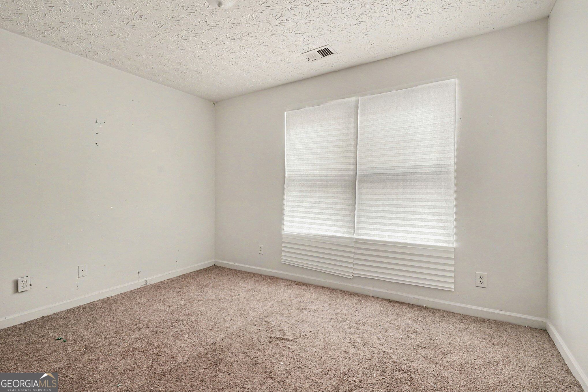 2202 Fairington Village Drive Property Photo 9
