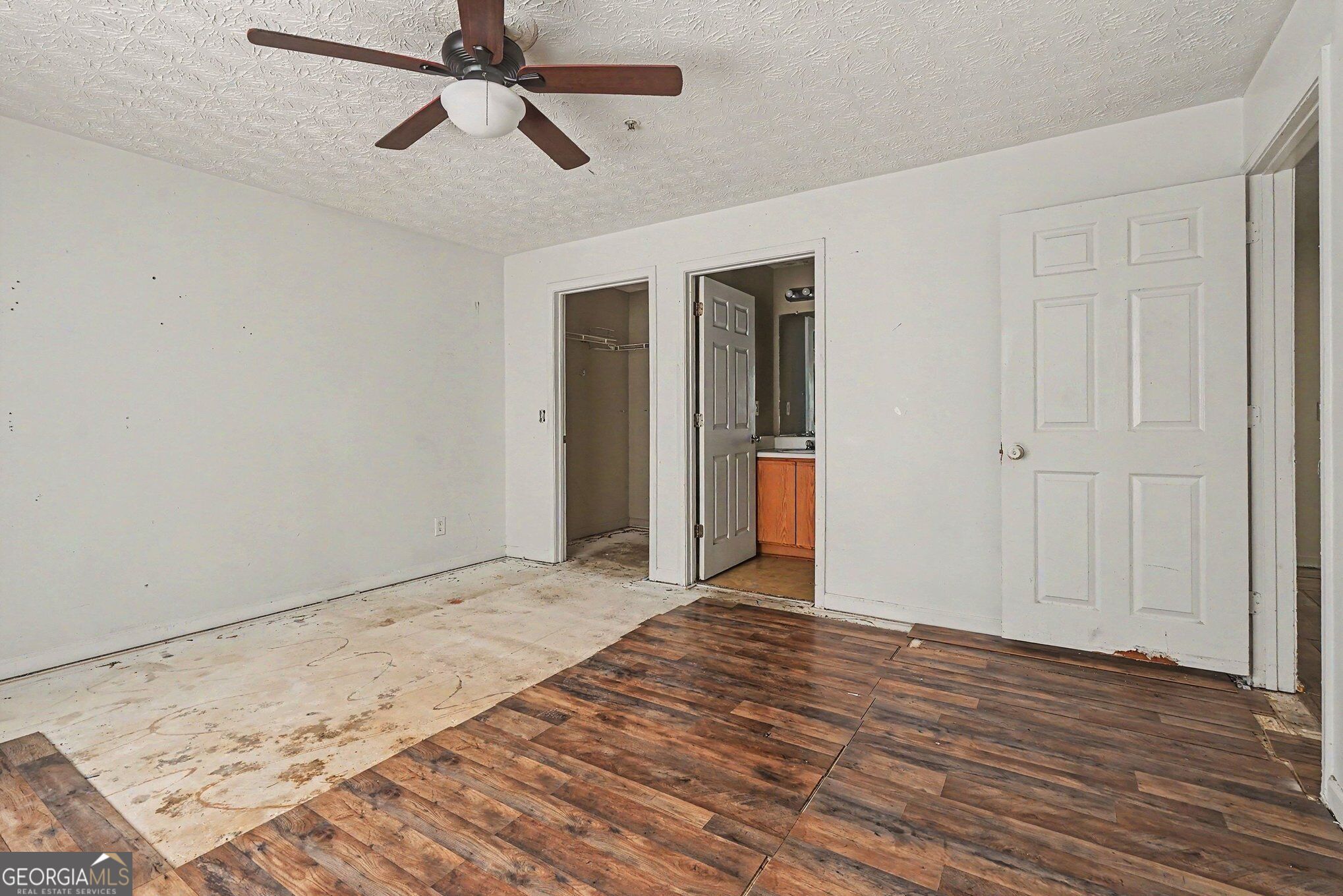 2202 Fairington Village Drive Property Photo 17