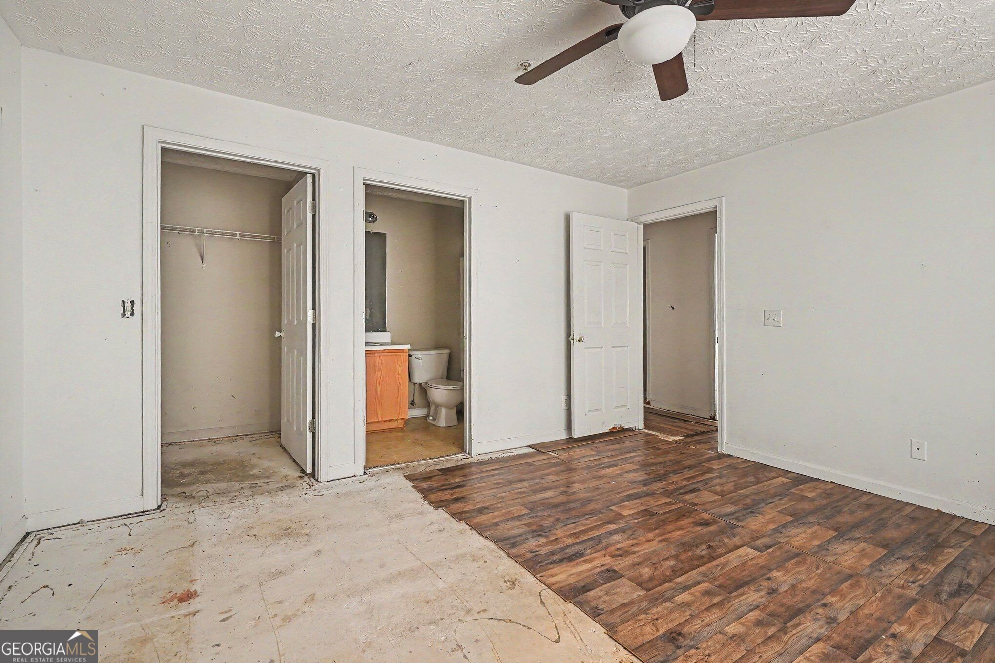 2202 Fairington Village Drive Property Photo 18