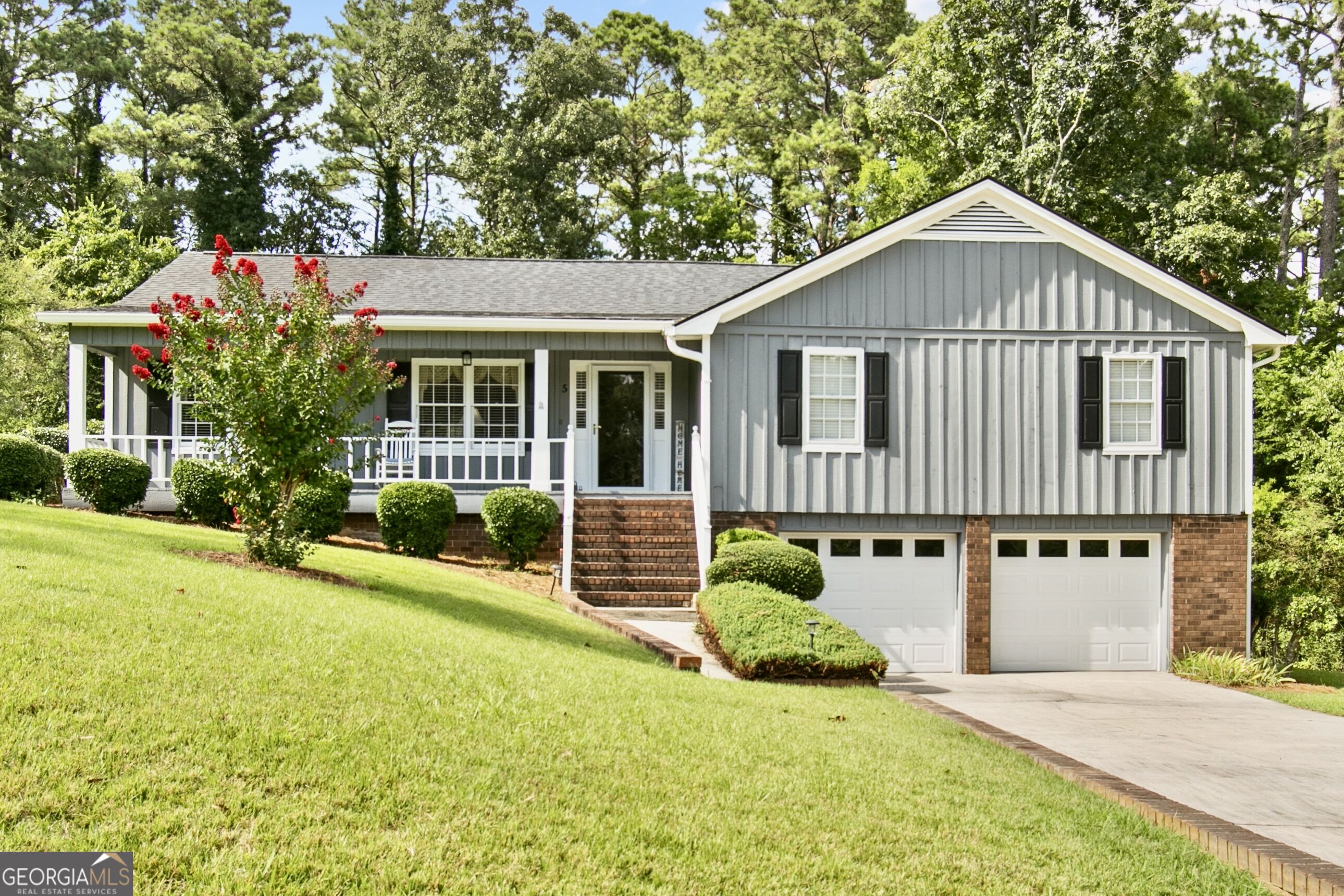 5 Shadowbrook Drive Se Property Photo 1