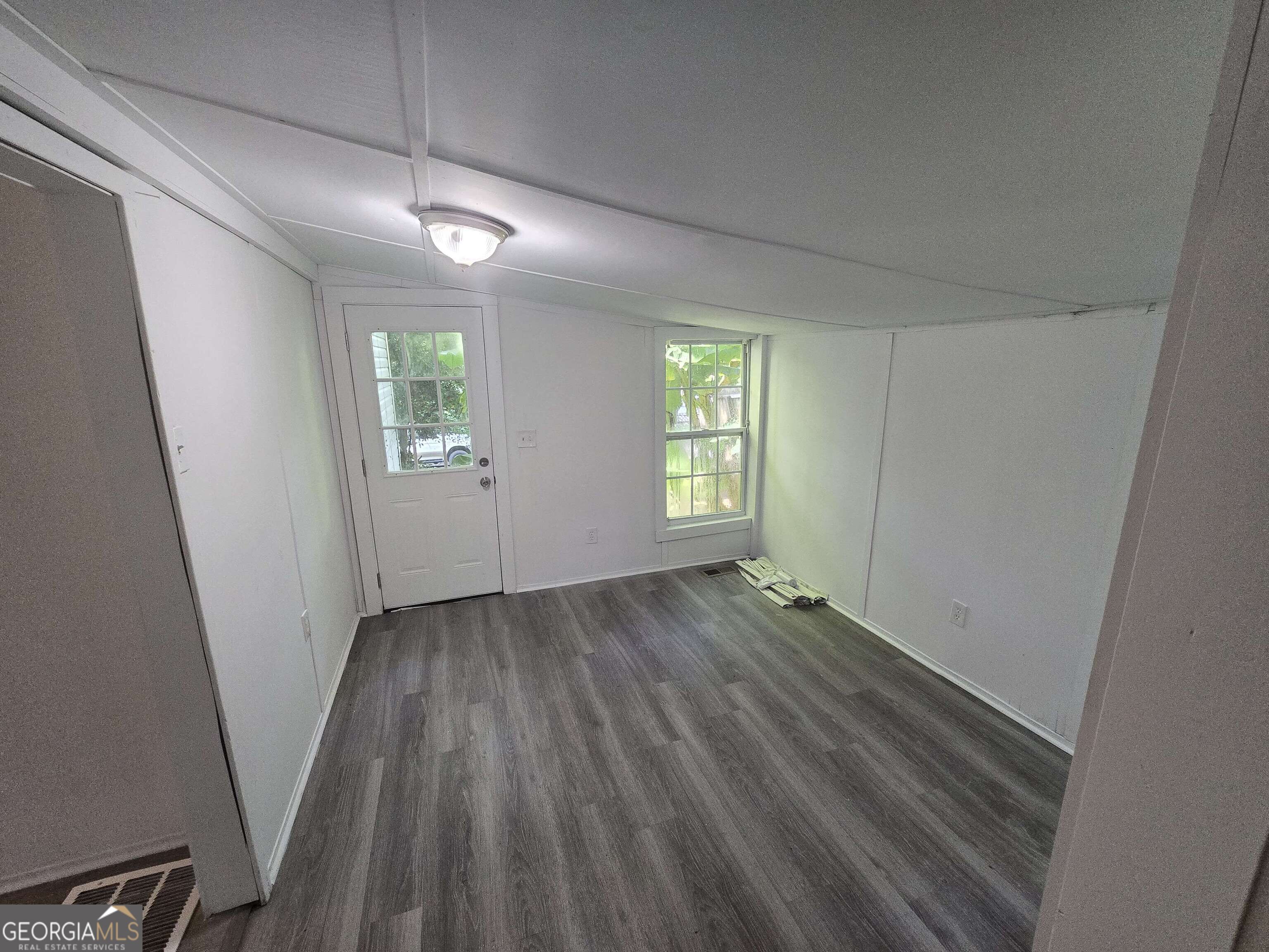 5402-08 Mount Shores Circle Property Photo 22