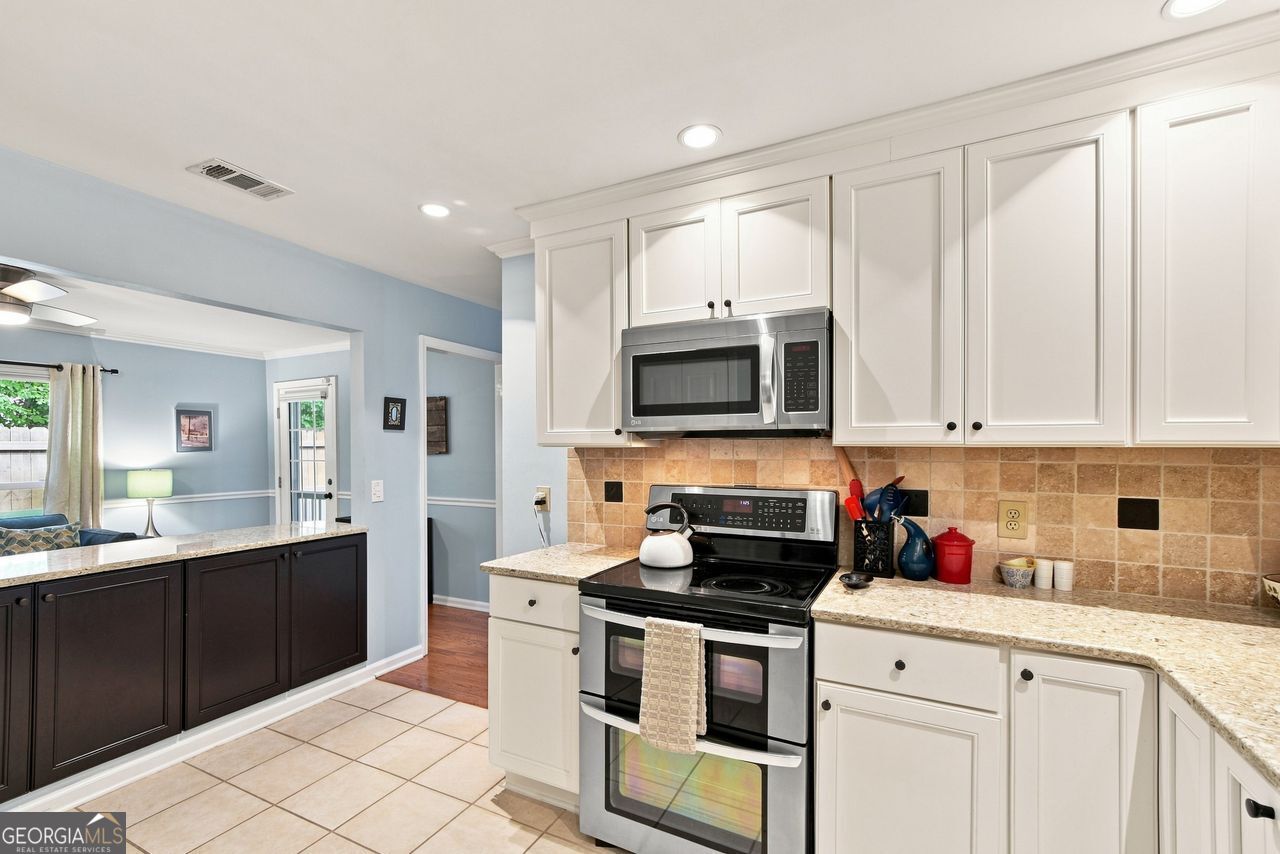 1119 Moorestown Circle Property Photo 11