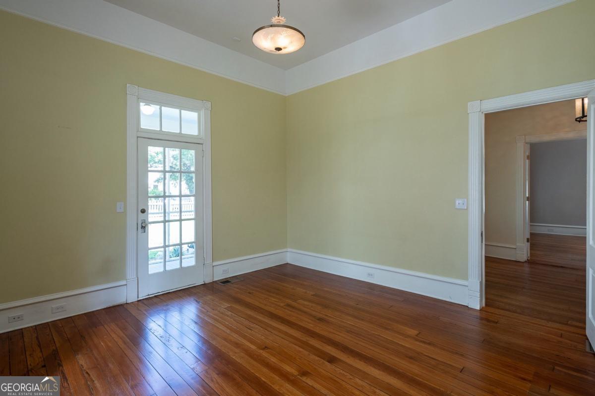 765 Woodland Avenue Se Property Photo 7