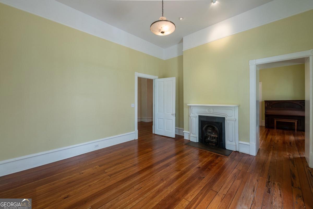 765 Woodland Avenue Se Property Photo 8