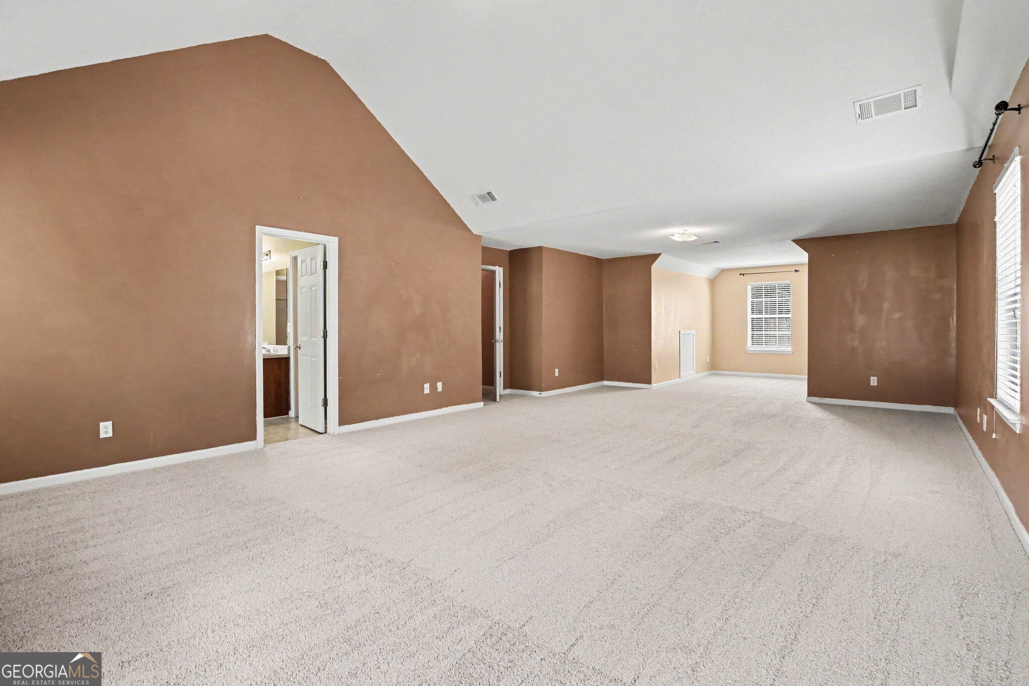 373 Kentwood Springs Drive Property Photo 22
