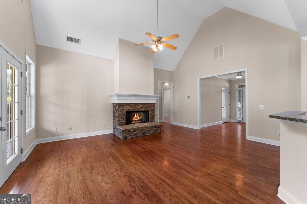 35 Applewood Lane Property Photo 13