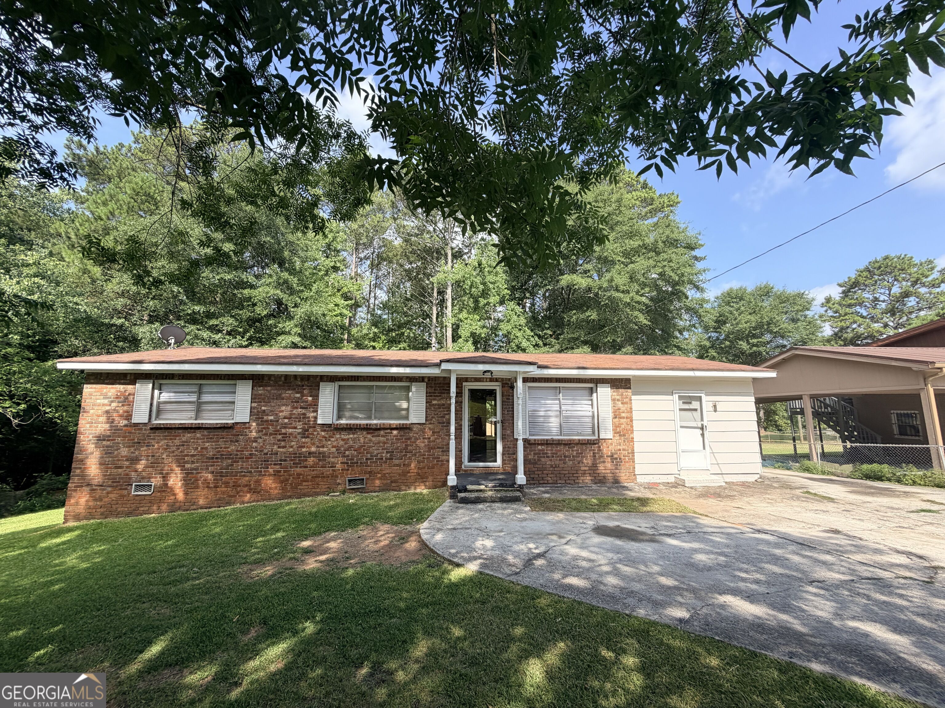 7132 Green Acres Court Sw Property Photo 1