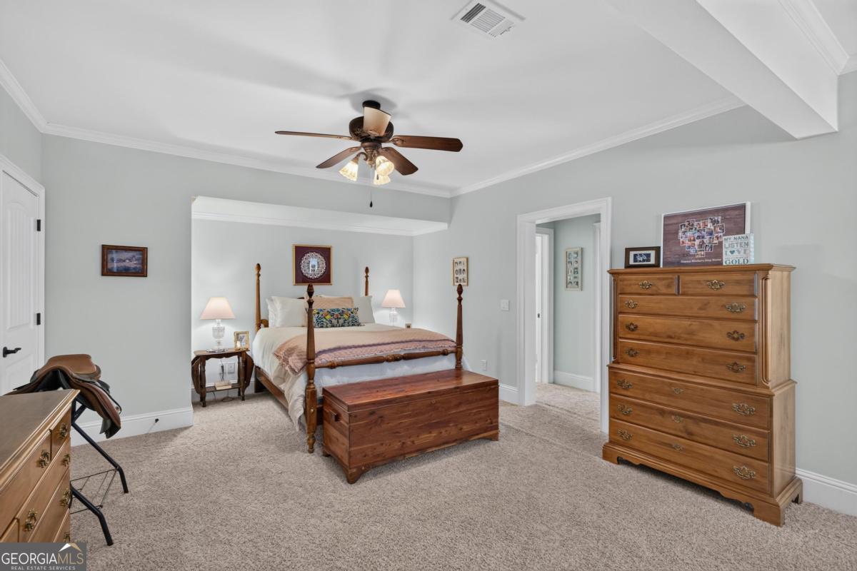 132 Country Lane Property Photo 33