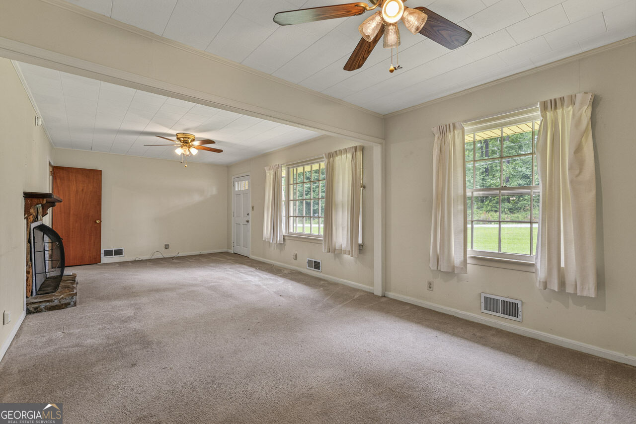 2069 Elmwood Circle Property Photo 15
