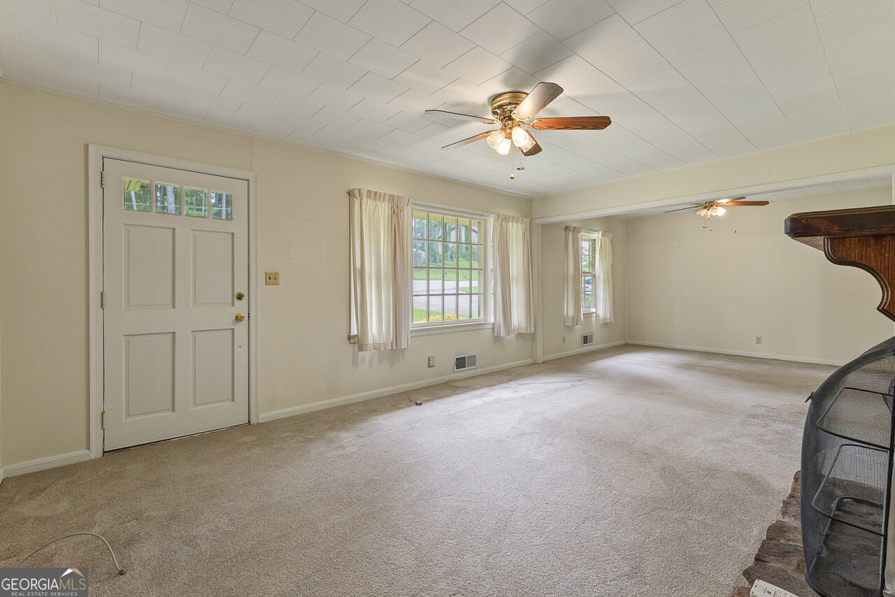 2069 Elmwood Circle Property Photo 16
