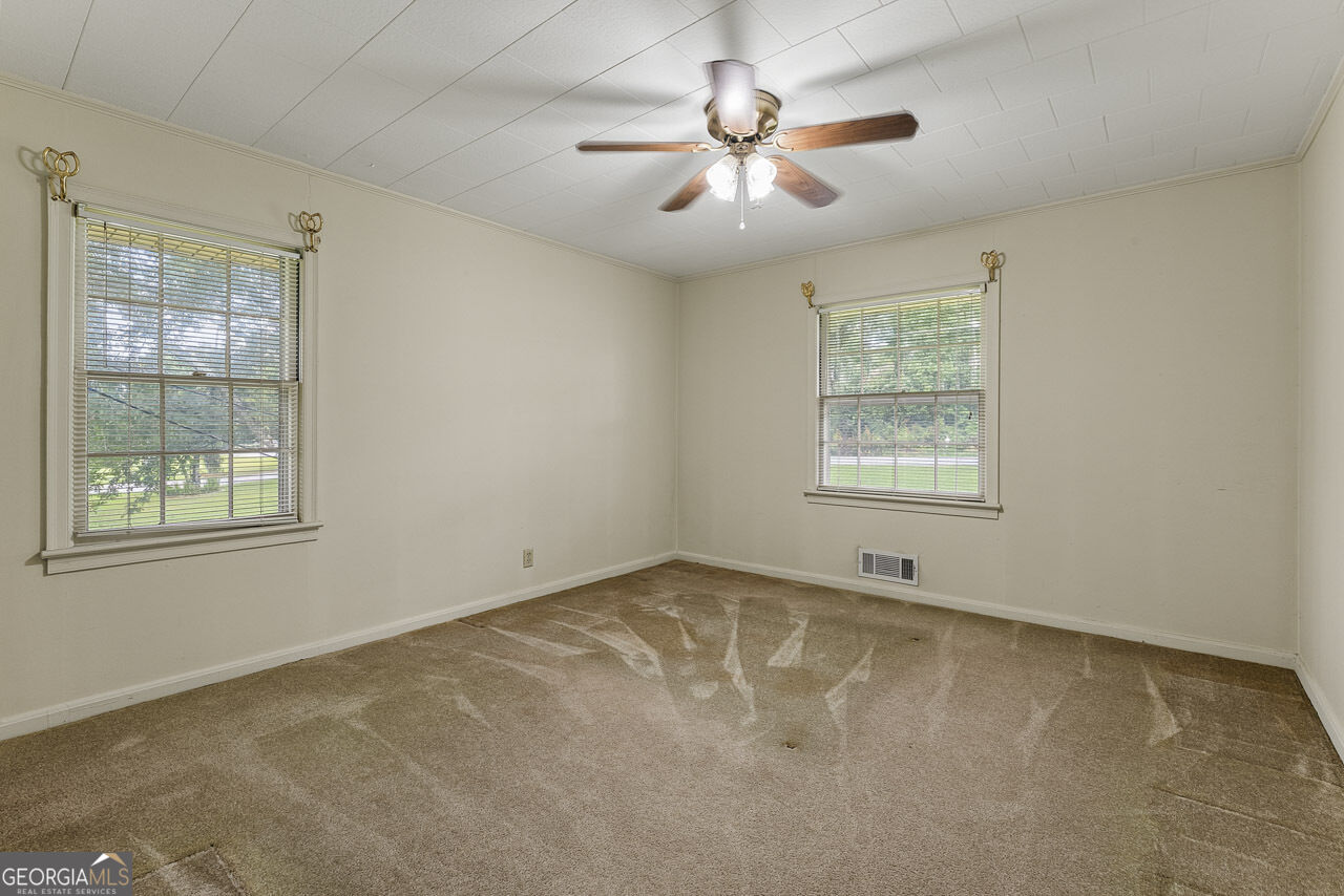 2069 Elmwood Circle Property Photo 17