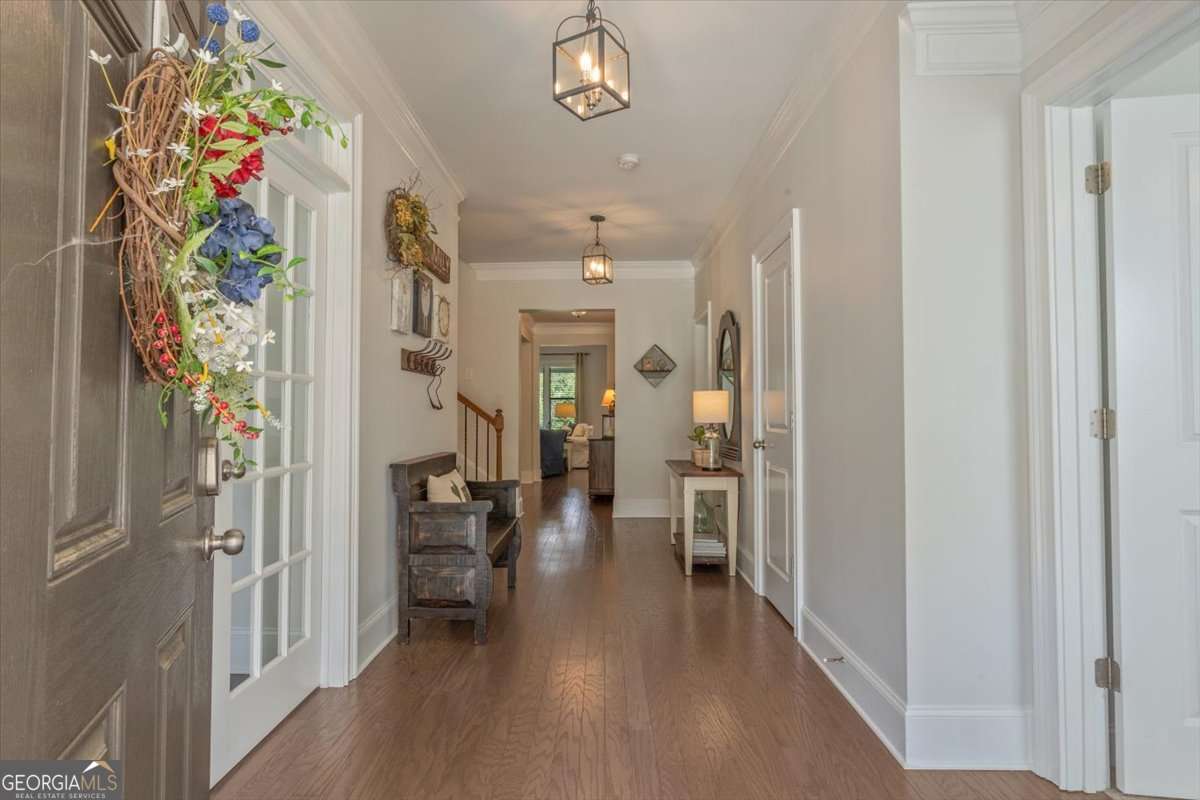 327 Carmichael Circle Property Photo 6